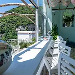 بيت شباب Brikette بوسيتانو