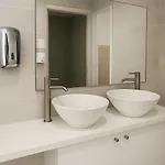 بيت شباب Brikette