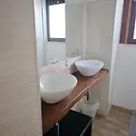 Brikette بيت شباب بوسيتانو