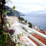 بيت شباب Brikette *