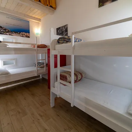 Brikette Hostel Positano