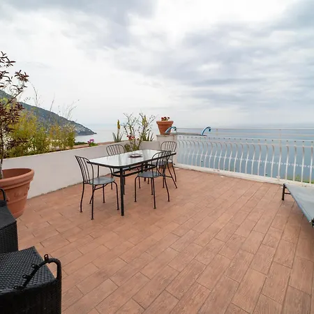 Hostel Brikette Positano