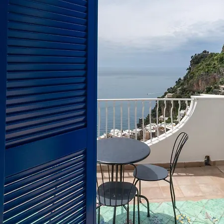 Vandrerhjem Brikette Positano