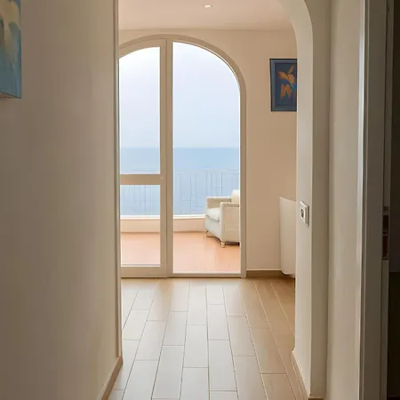Brikette Hostel *