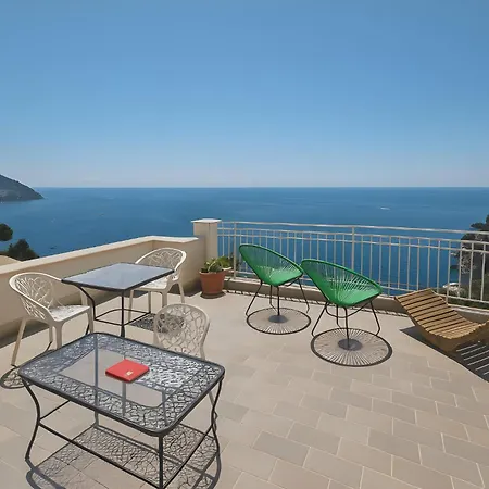 Brikette Vandrerhjem Positano