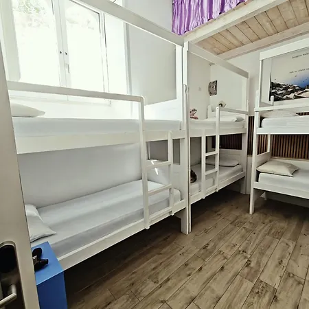 Brikette Hostel Ποζιτάνο