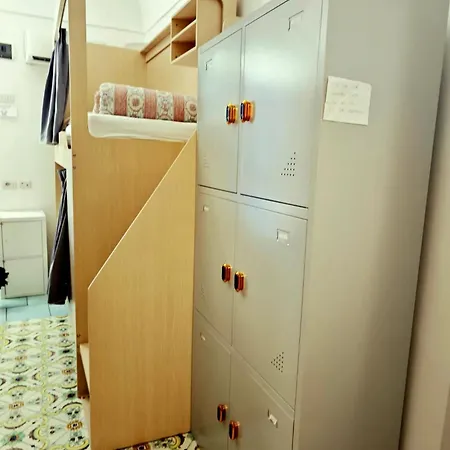 Brikette Albergue *